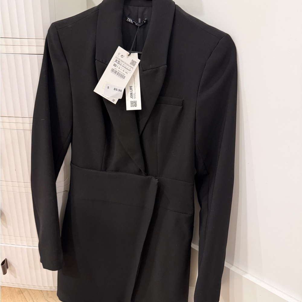 Zara Classic Black Blazer